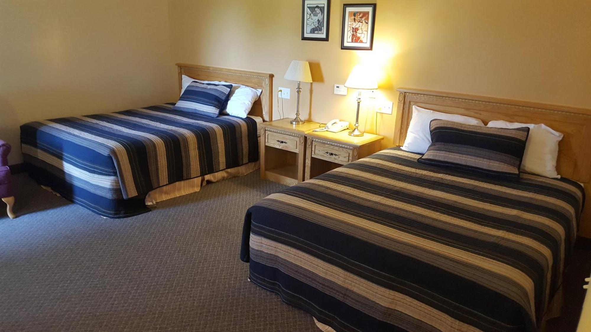 Knights Inn Woodstock Phòng bức ảnh