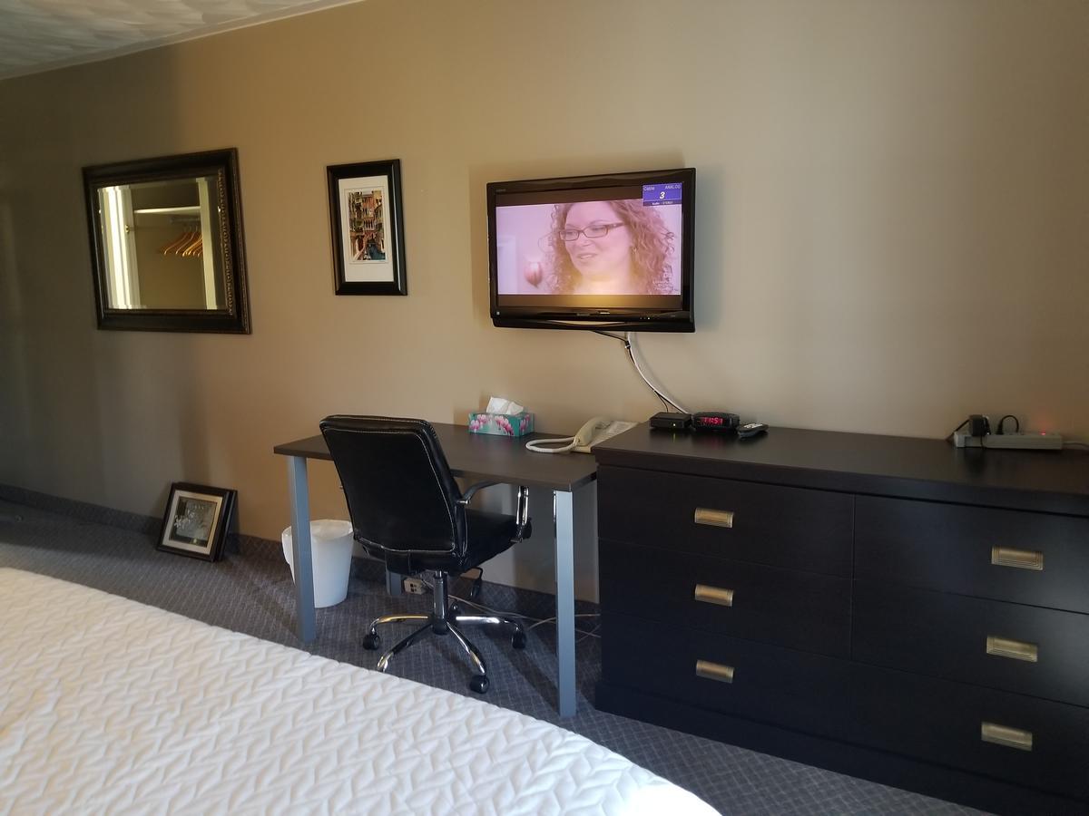 Knights Inn Woodstock Ngoại thất bức ảnh