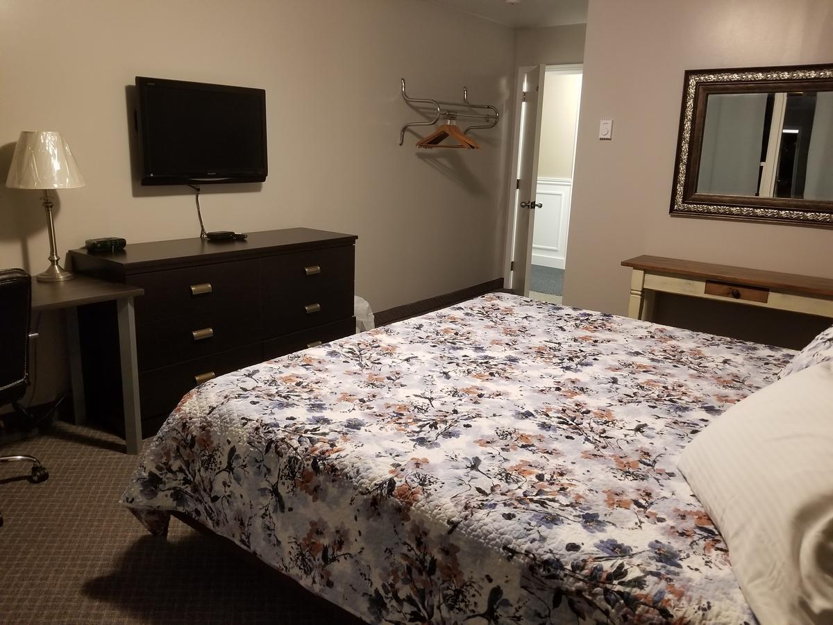 Knights Inn Woodstock Ngoại thất bức ảnh