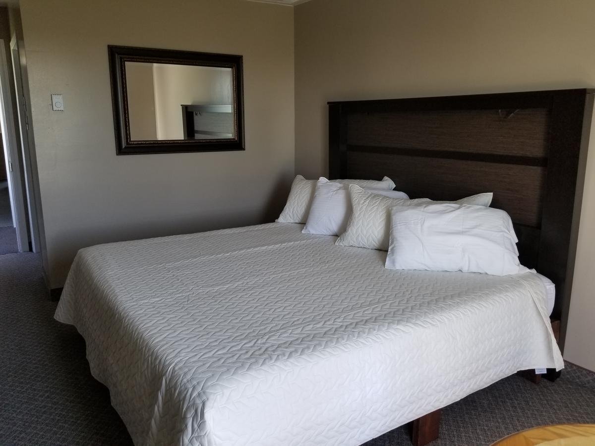 Knights Inn Woodstock Ngoại thất bức ảnh