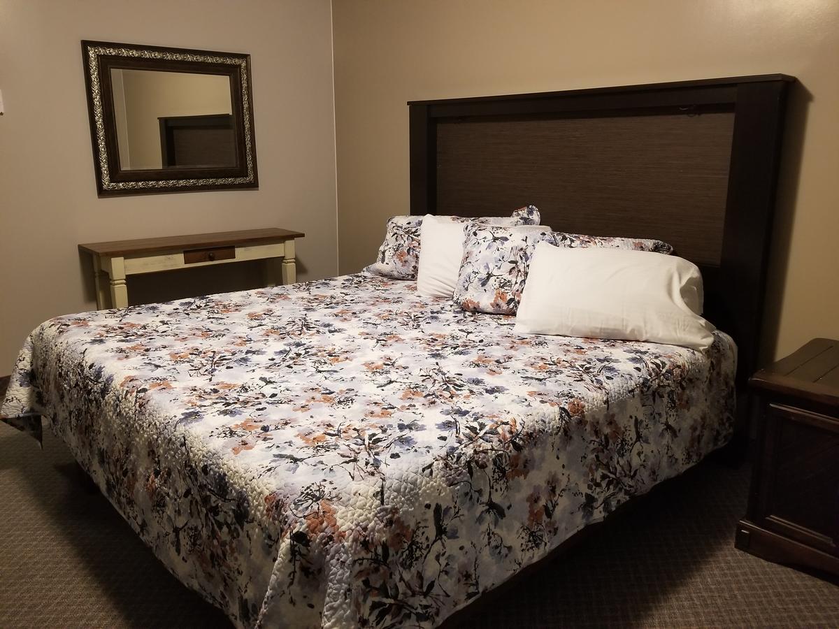 Knights Inn Woodstock Ngoại thất bức ảnh