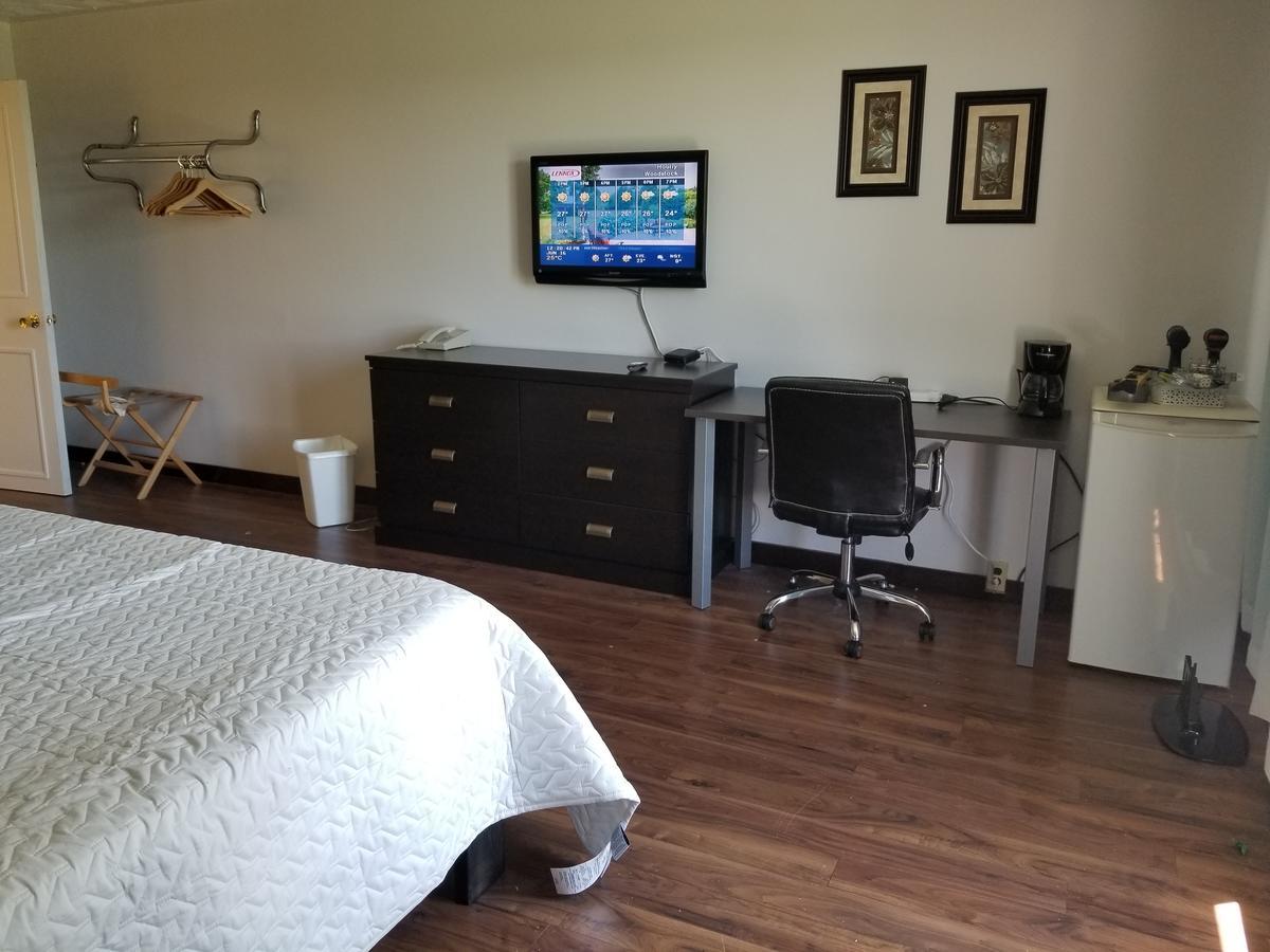 Knights Inn Woodstock Ngoại thất bức ảnh